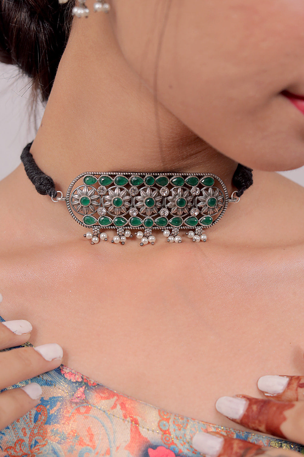 silver choker set