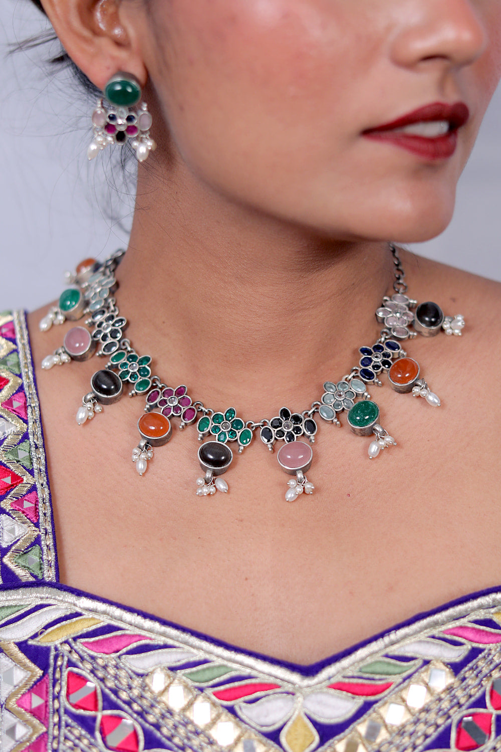 silver navratna choker