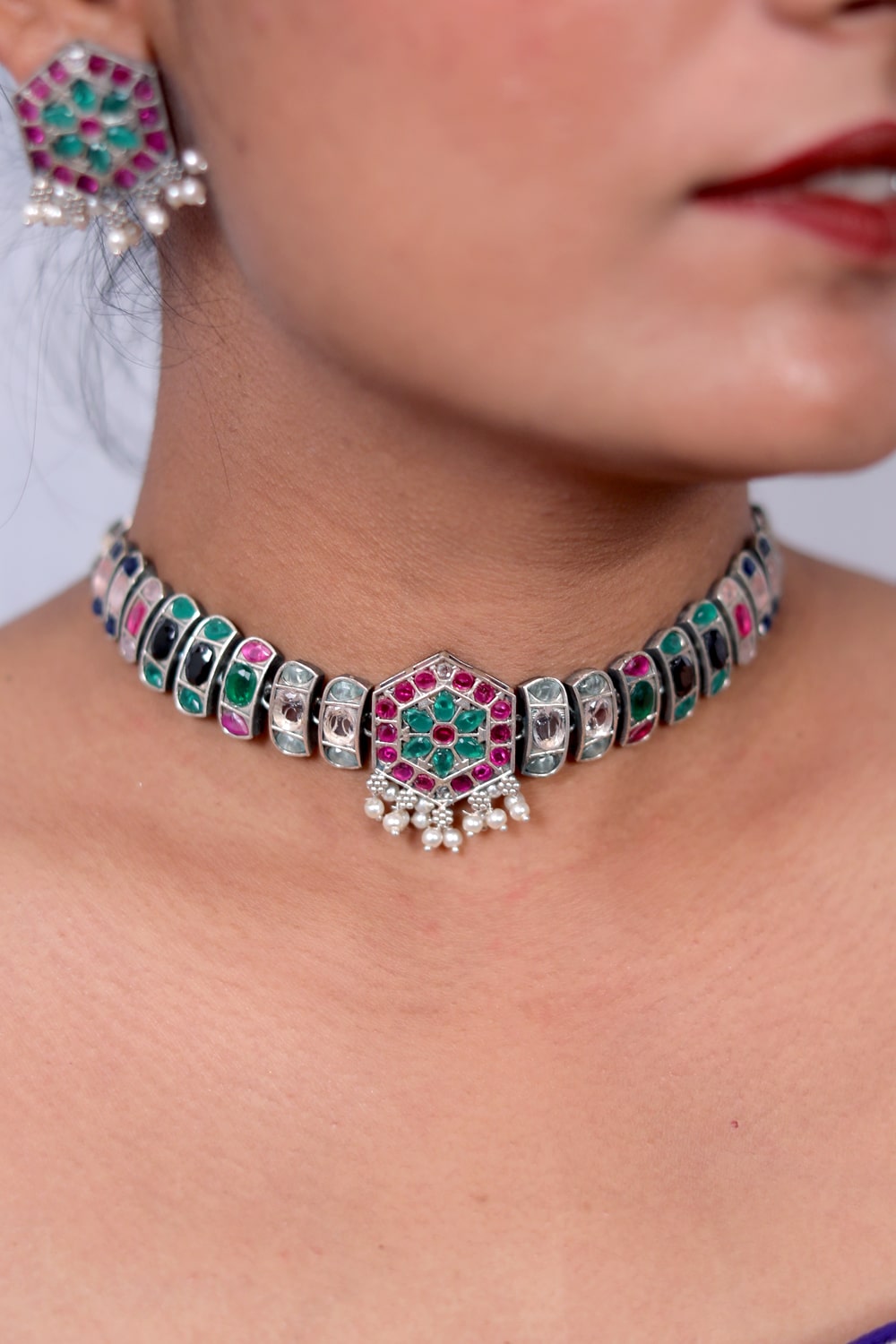 navratna choker