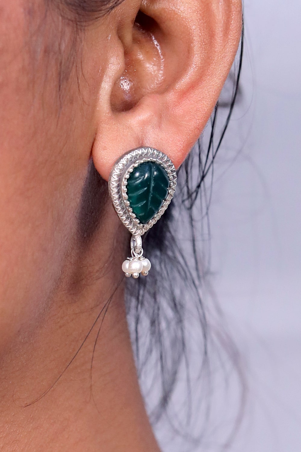 Tribal medium length necklace earrings set trcnes230430