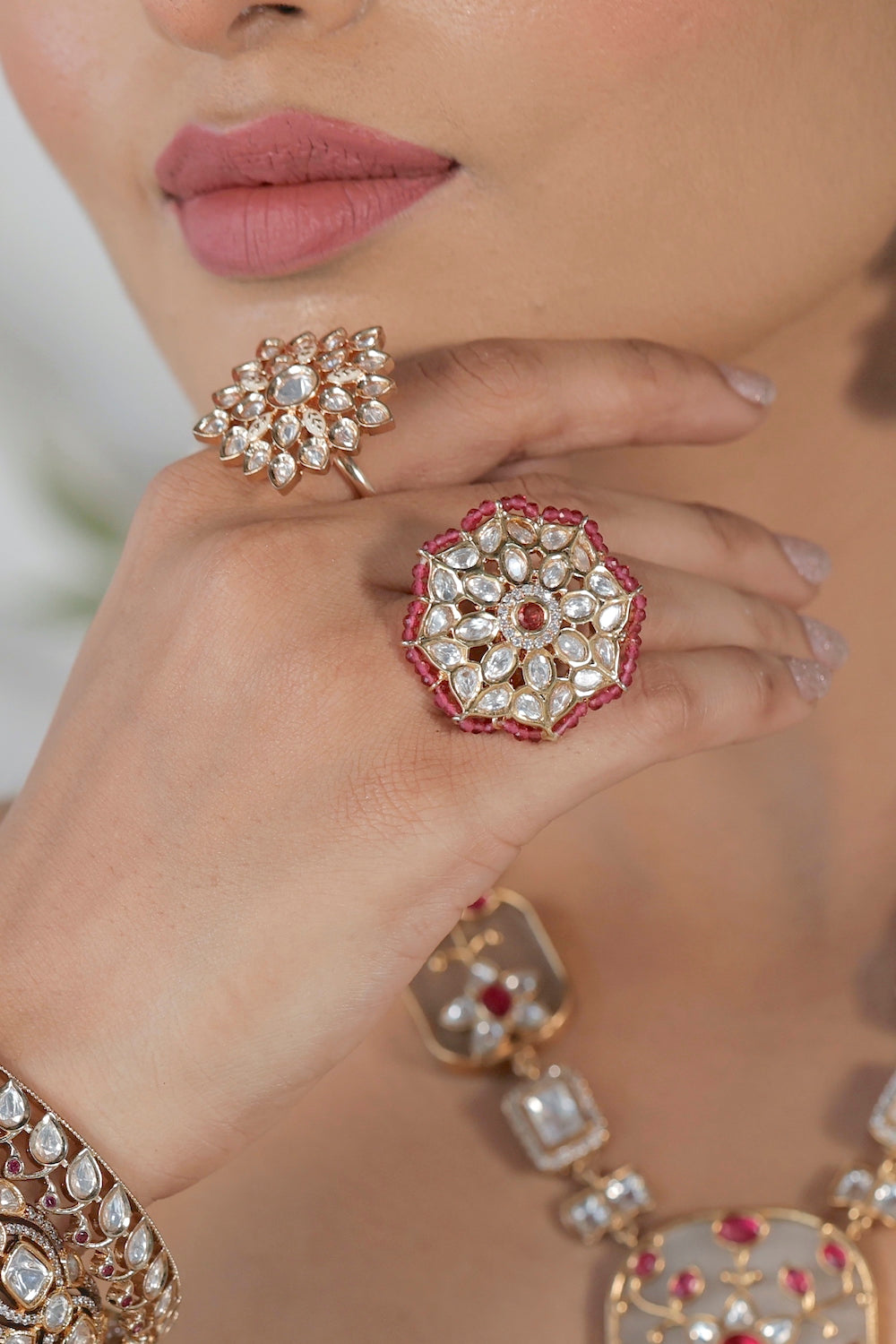 cocktail kundan finger ring