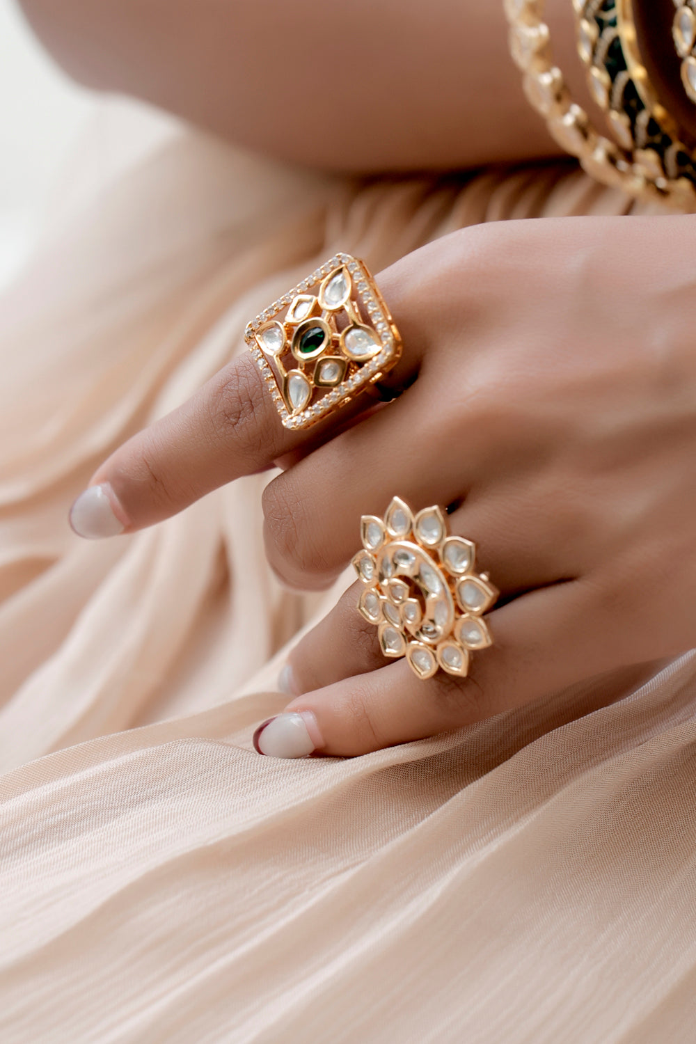 tyaani kundan ring