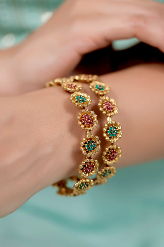 temple gold bangle