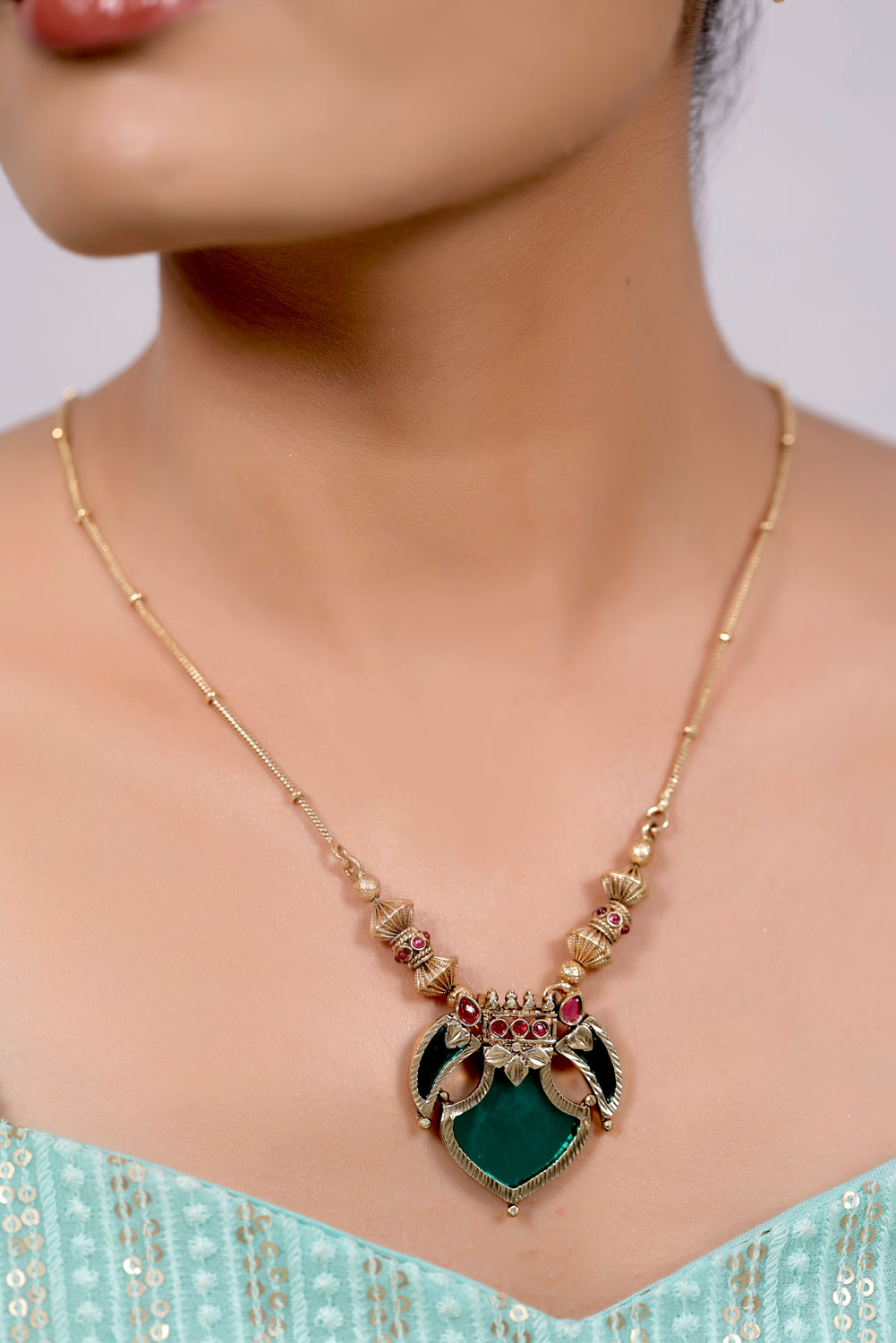 glass kundan necklace