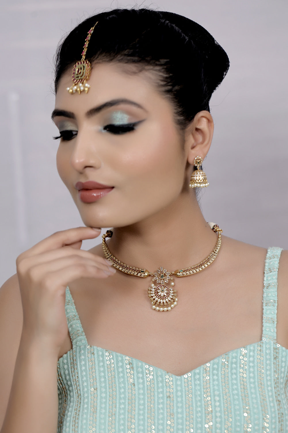 hasli gold necklace jhumka