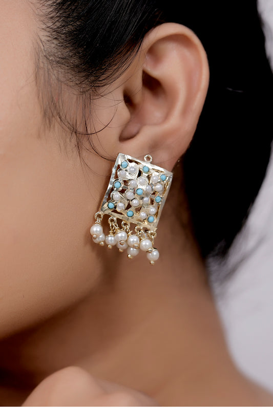 delicate jadau studs
