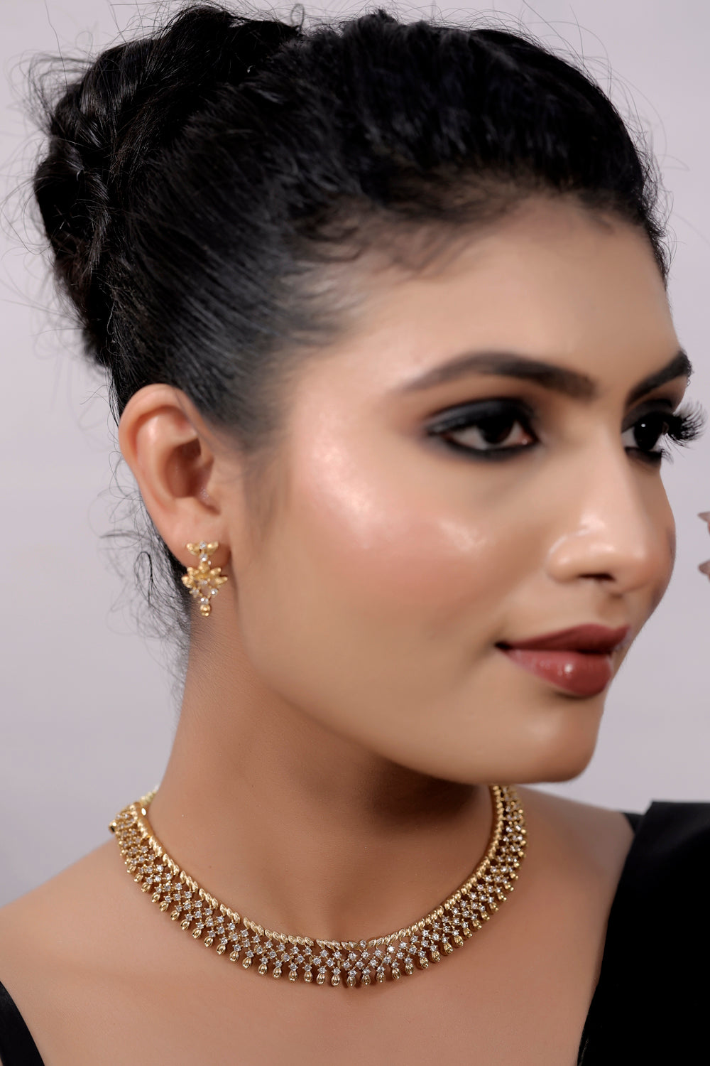 diamond look alike necklace set