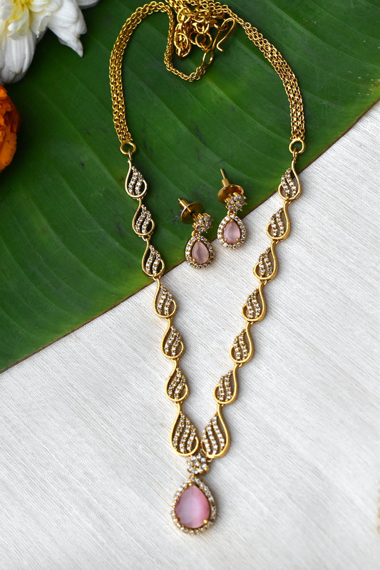 zirconia middle length necklace