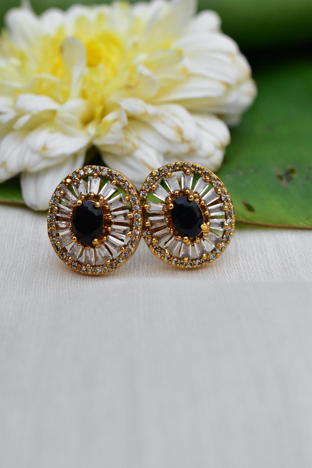 Ad zircon antique gold polish oval stud earrings adgpse250291