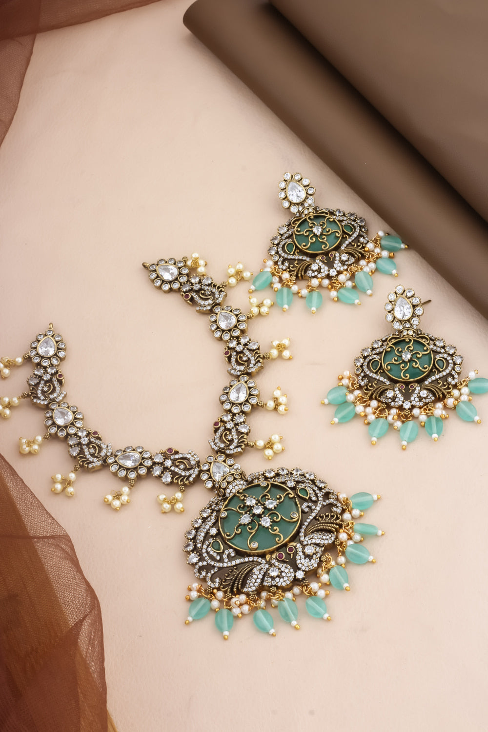 mint zirconia stone neckalce set