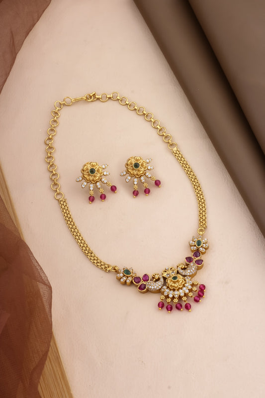 delicate temple necklace set