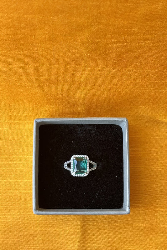 ad silver finger ring