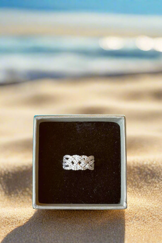 ad silver finger ring