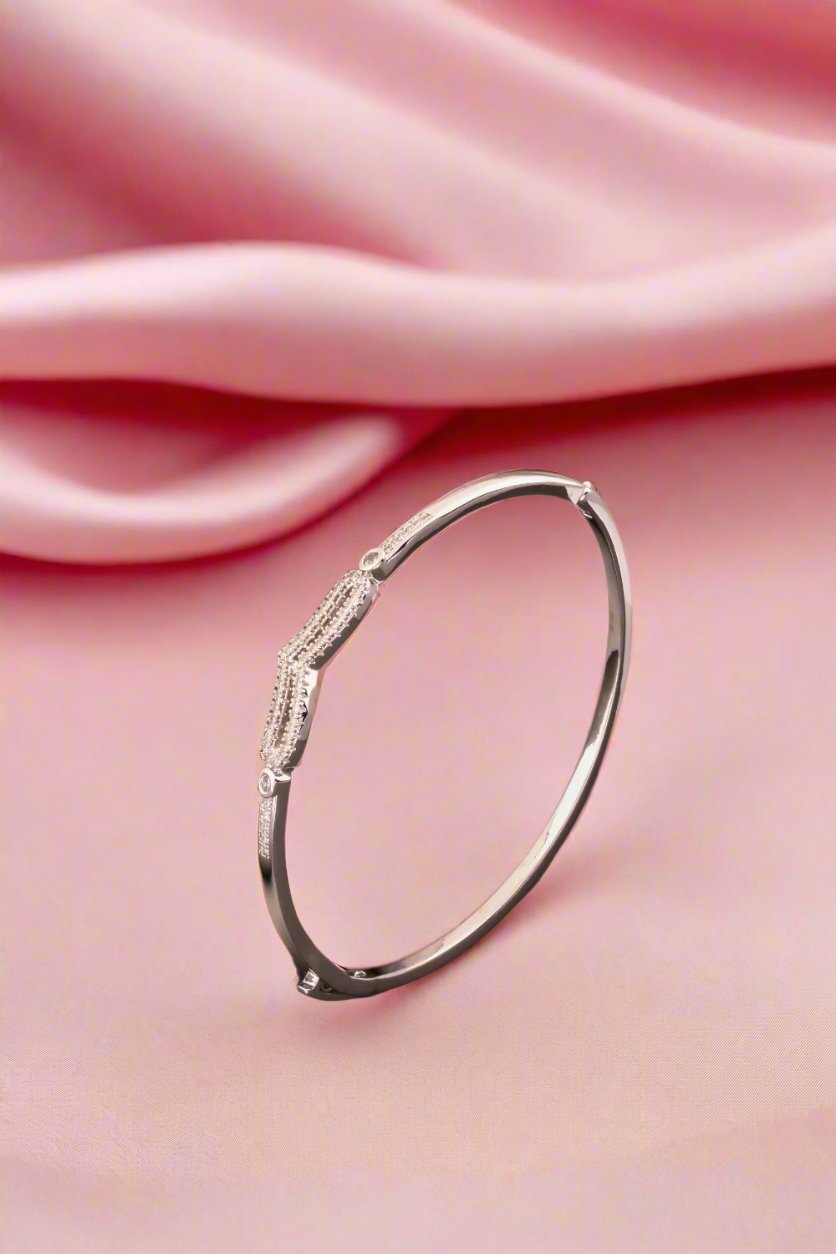 Delicate heart Bracelet Cubic Zirconia Bangle-Style kada adbr240077