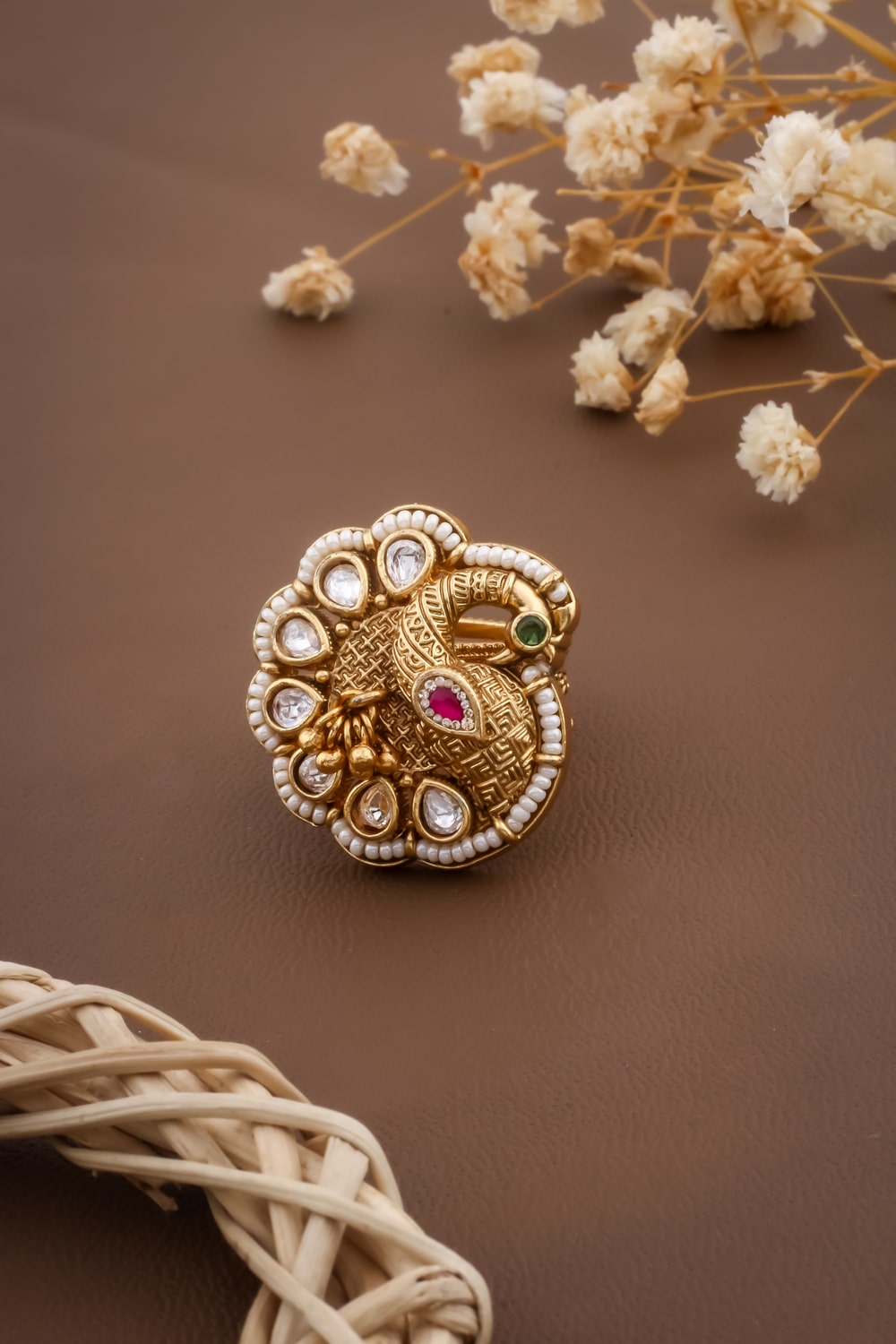 indian antique gold finger ring