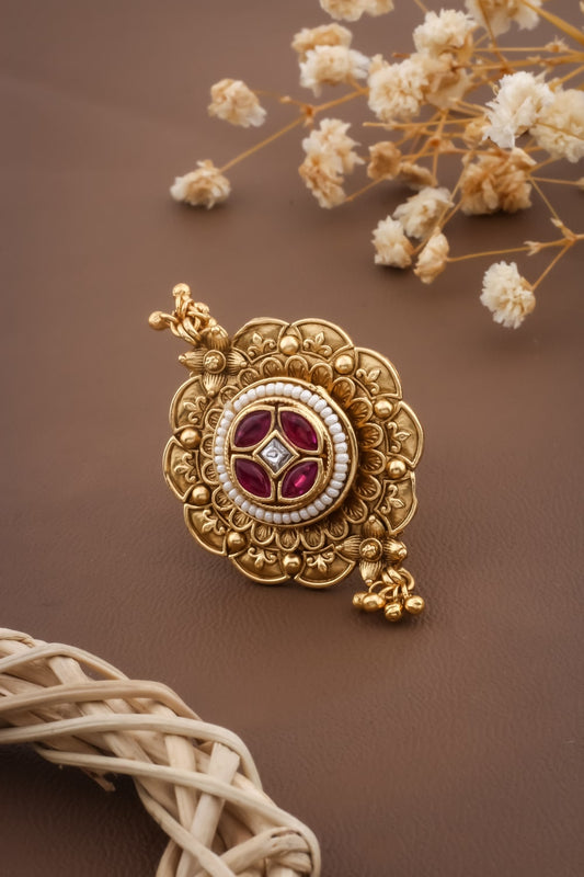 gold replica finger ring