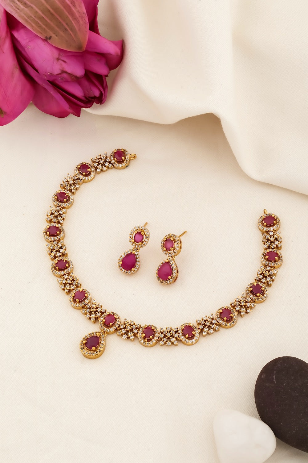 ruby delicate choker