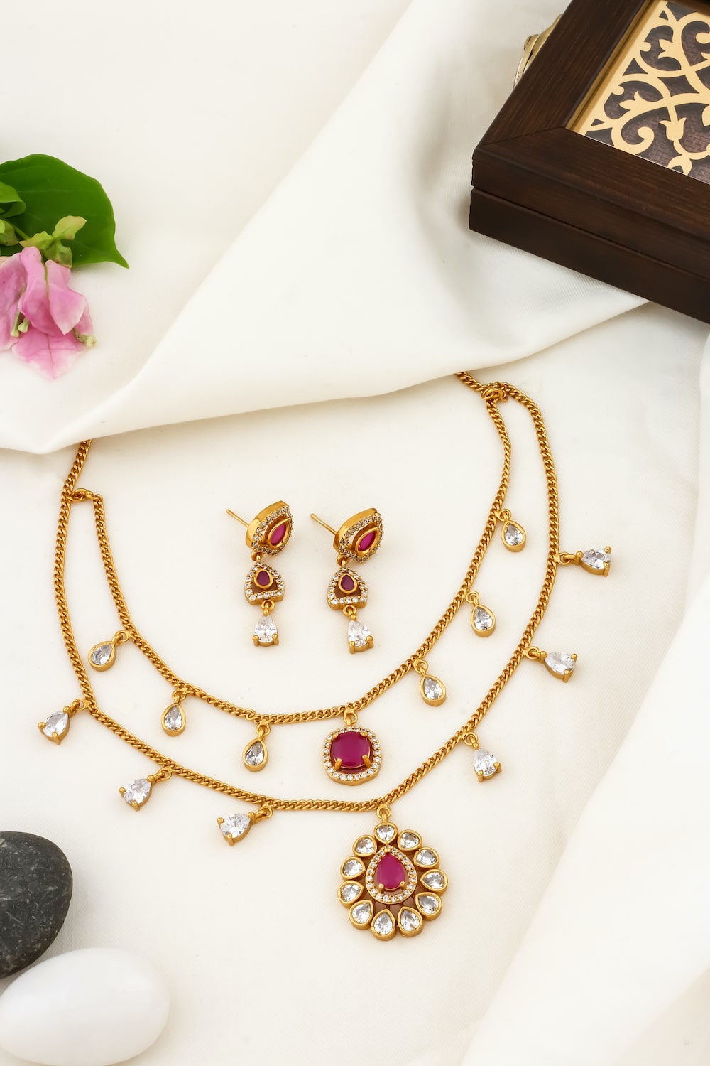 kundan zirconia antique gold polish pendant necklace earrings Set kadgppnes250077
