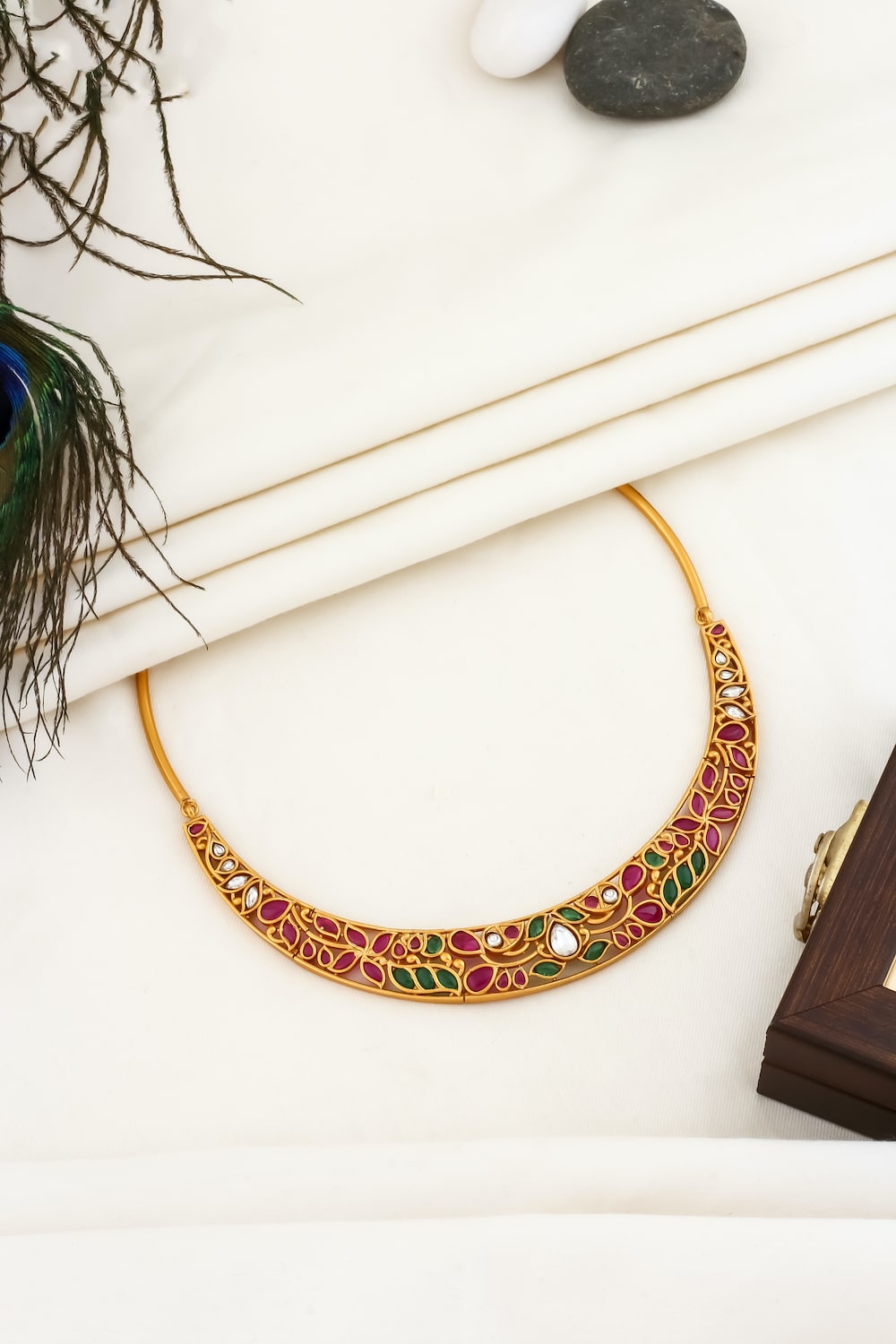 kundan choker