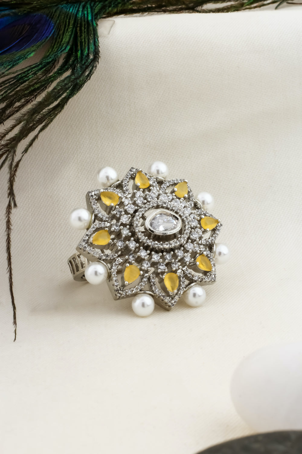 yellow finger ring