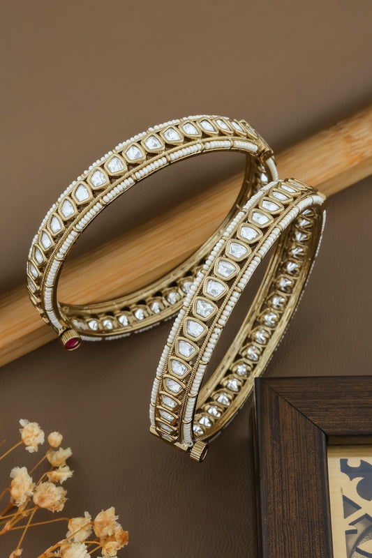 Kundan moissanite gold polish openable bangle bracelet kbn240499