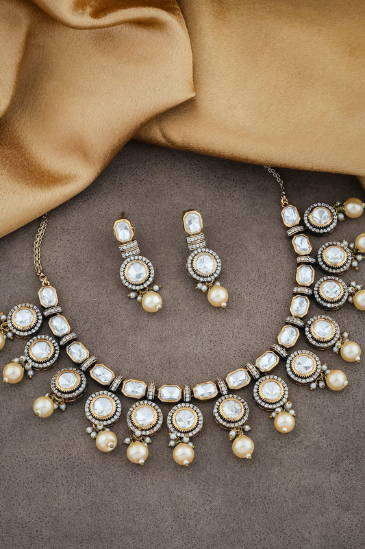 victorian polish tyaani kundan