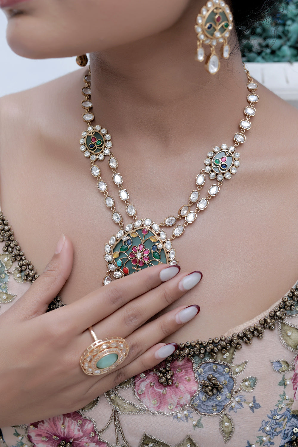 MINT HOLDALI NECKLACE WITH MOISSANITE DOUBLE LAYER AND DROP EARRINGS