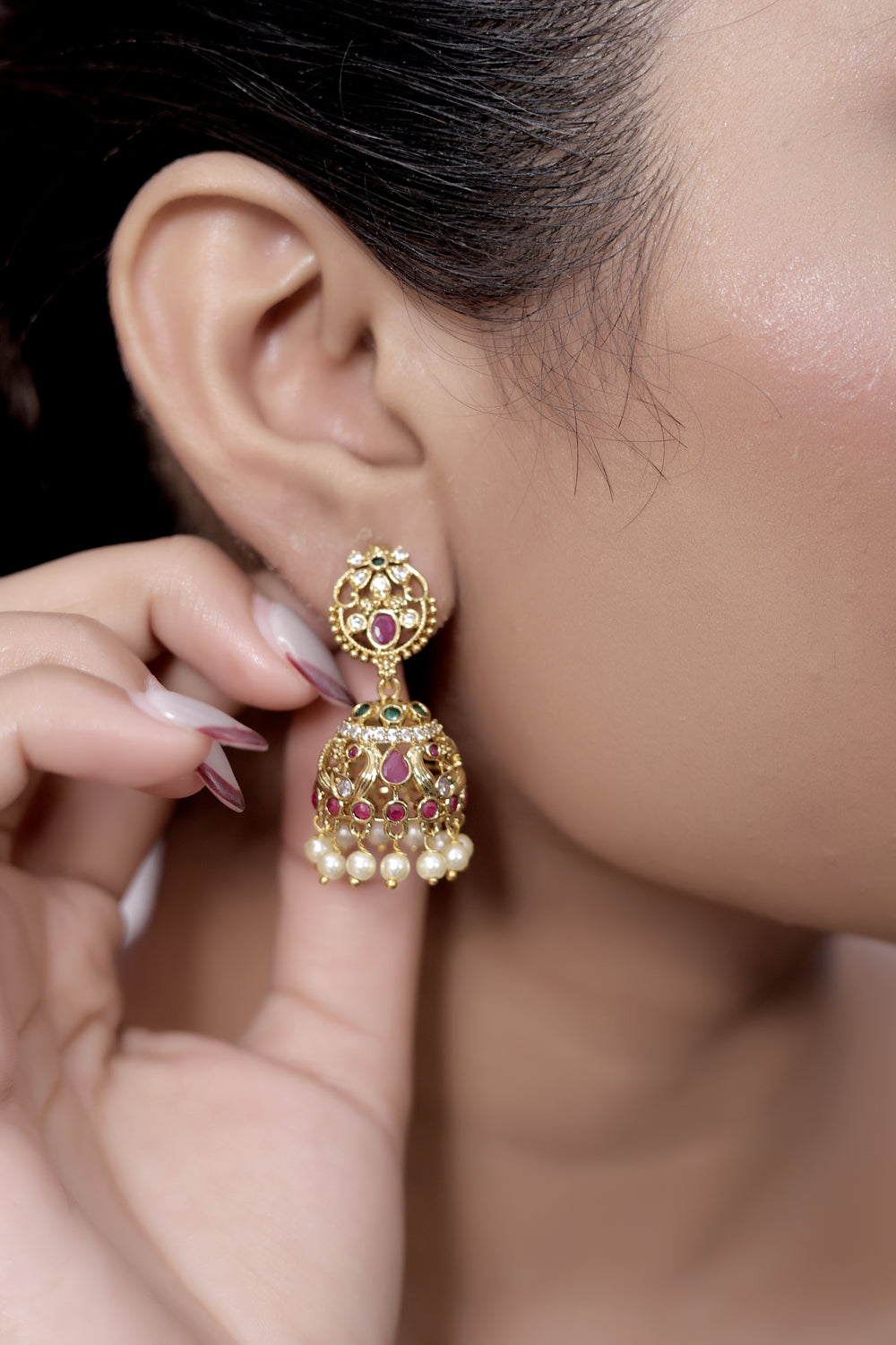 delicate temple jhumka