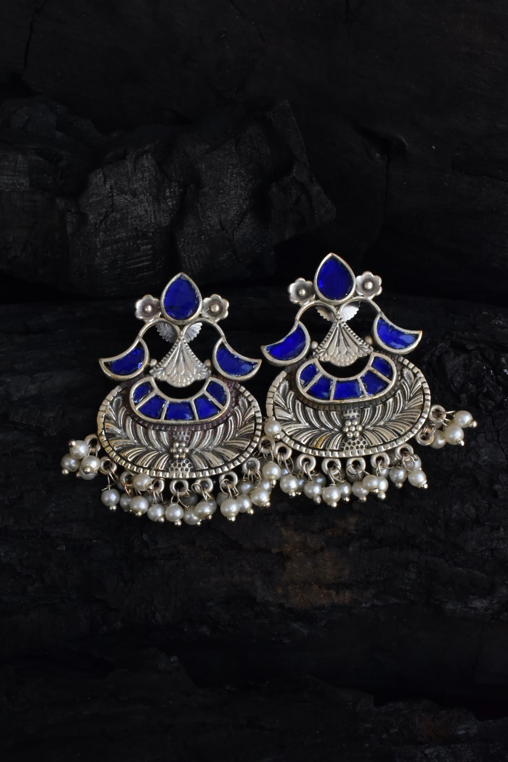 blue oxidised stud