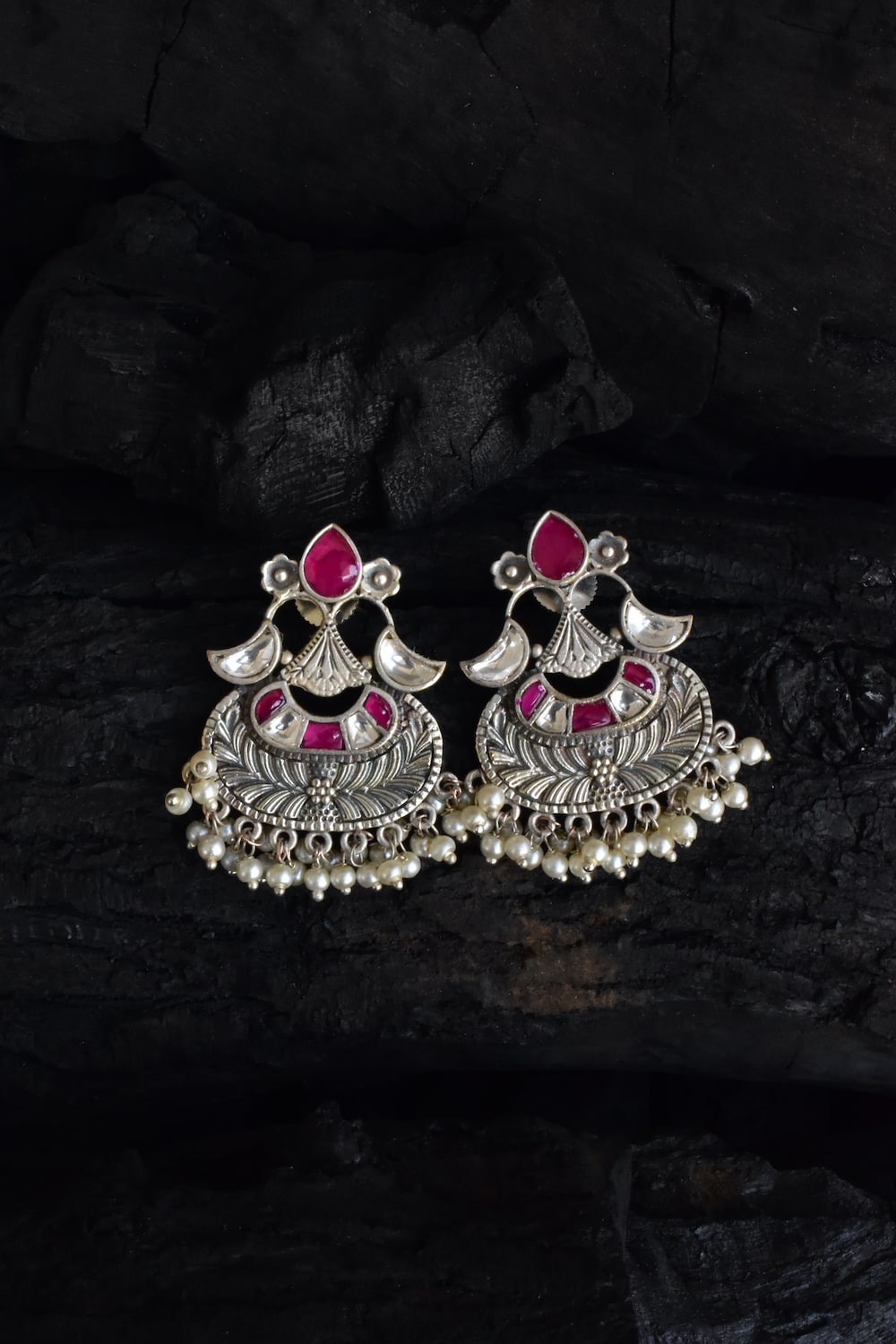ruby vintage finish stud