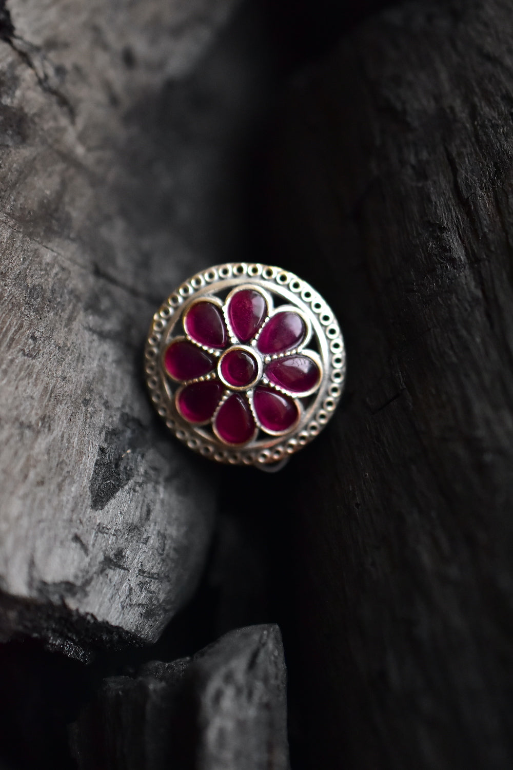 ruby finger ring