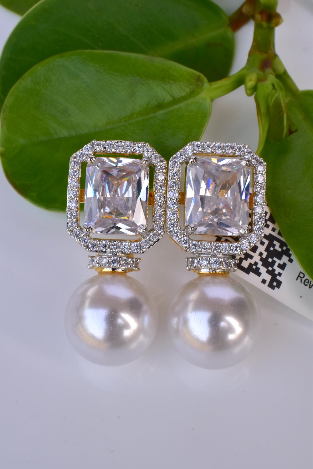 ad gold polish earrings