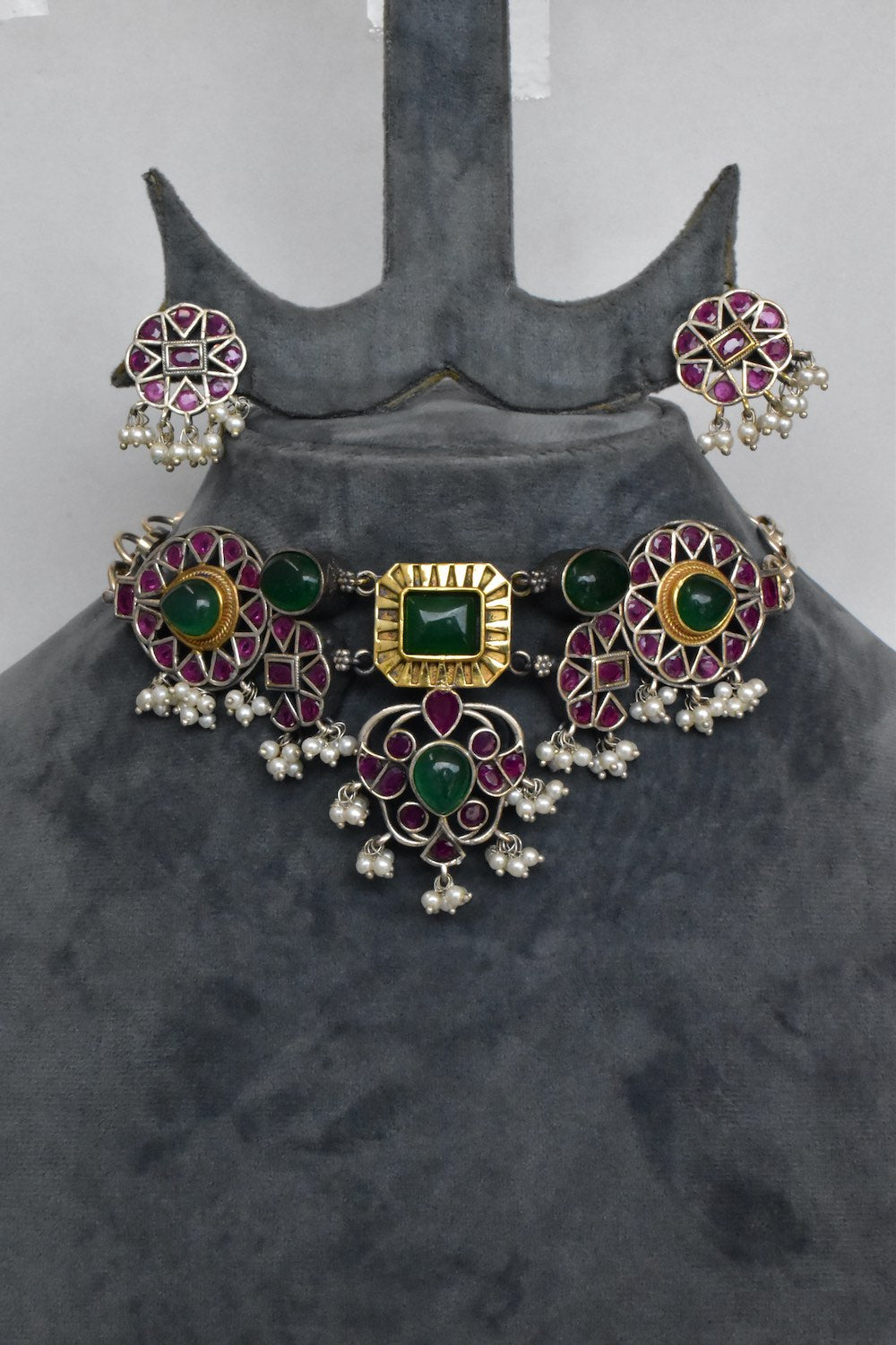 traditional indian jewelry