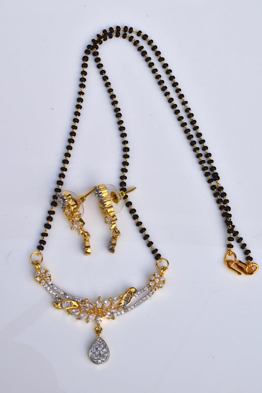ad gold polish necklace set
