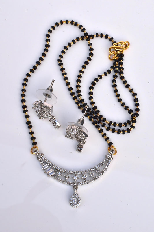 ad gold polish necklace set