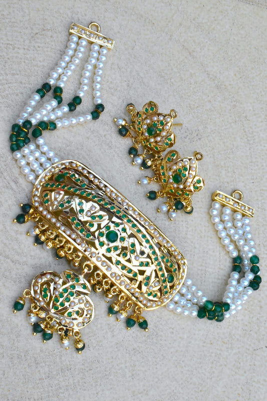 Jadau Kundan Choker Necklace Earrings Set hjkchnes230905