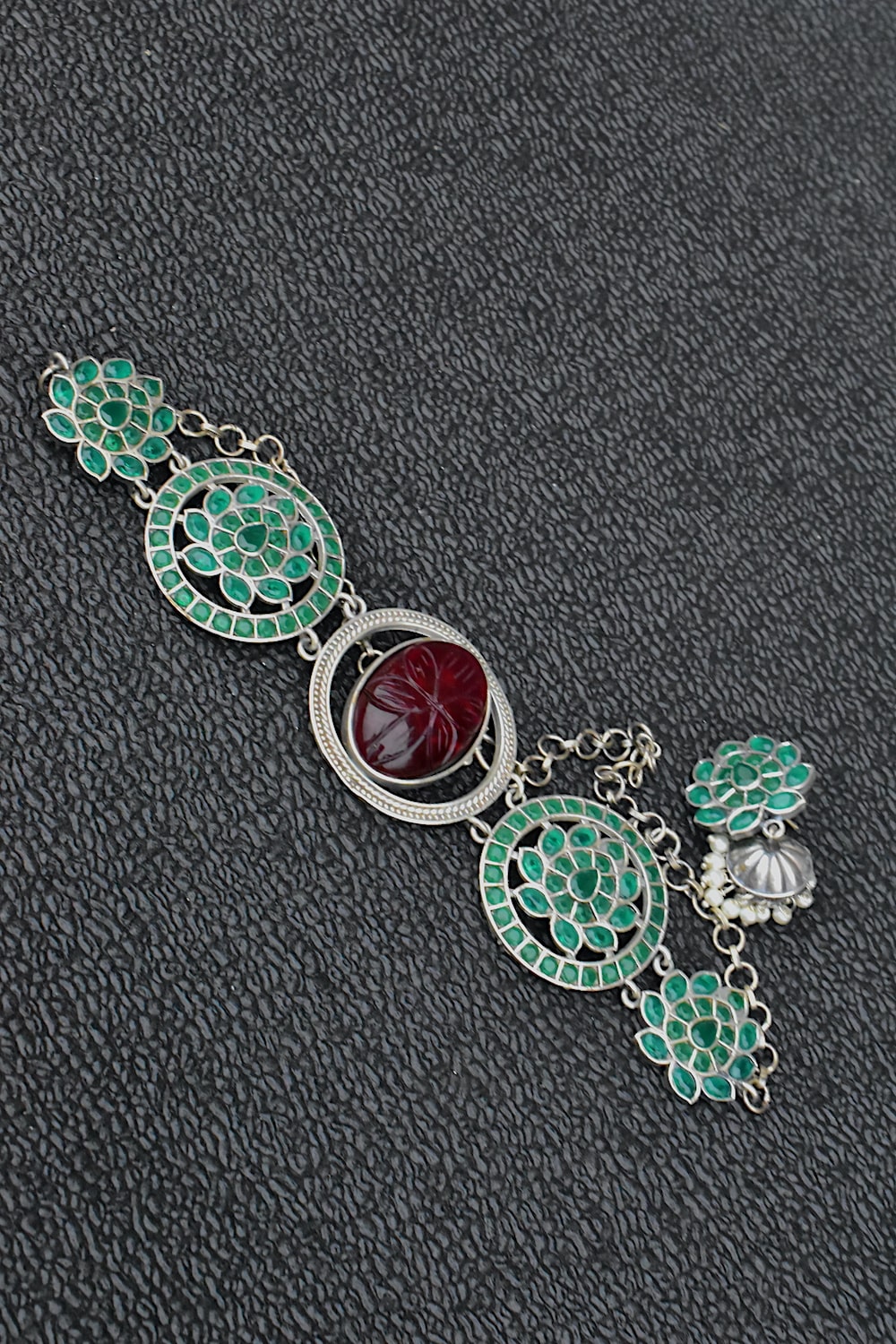 carving stone choker