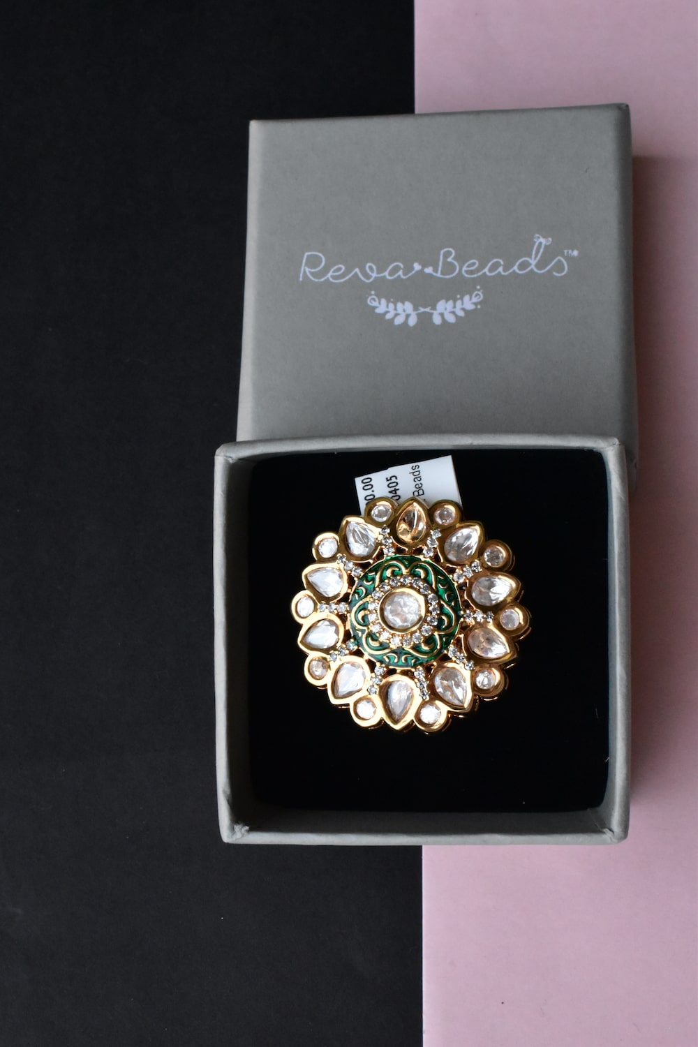 white green kundan finger ring