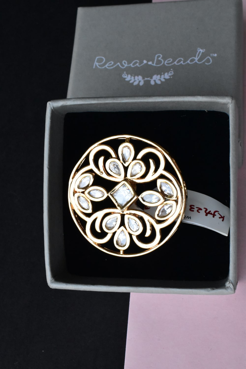 white kundan finger ring