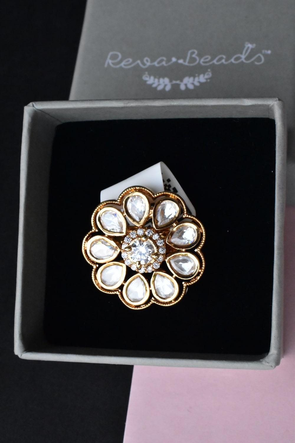 white kundan finger ring