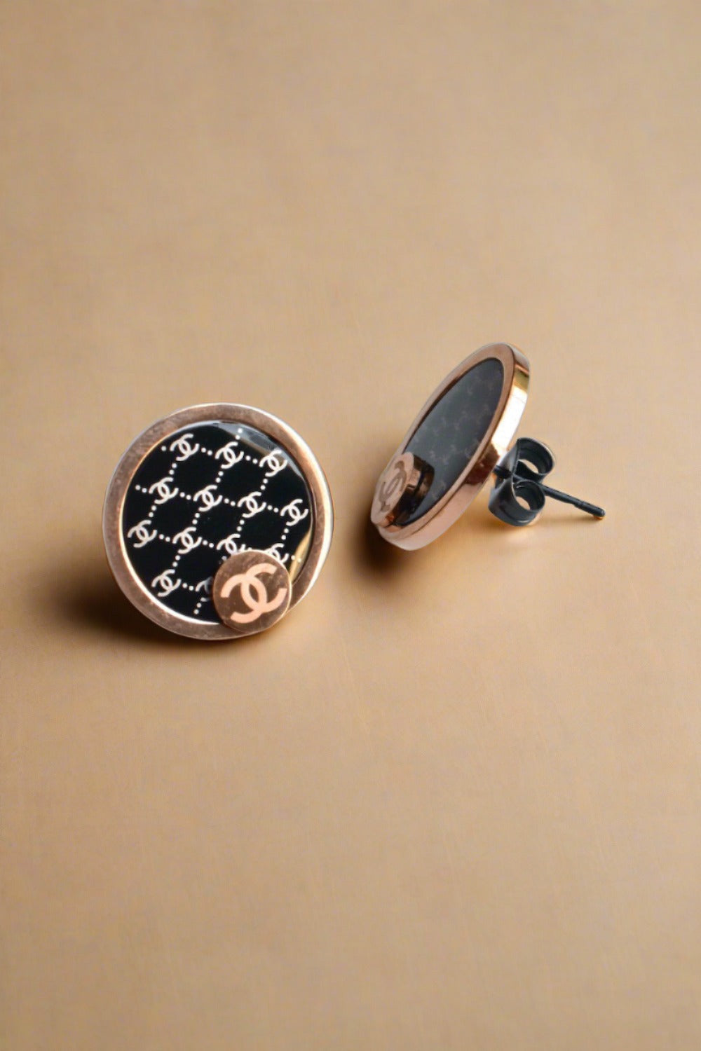 Minimalist rose gold polish stud earrings mirgpse231008