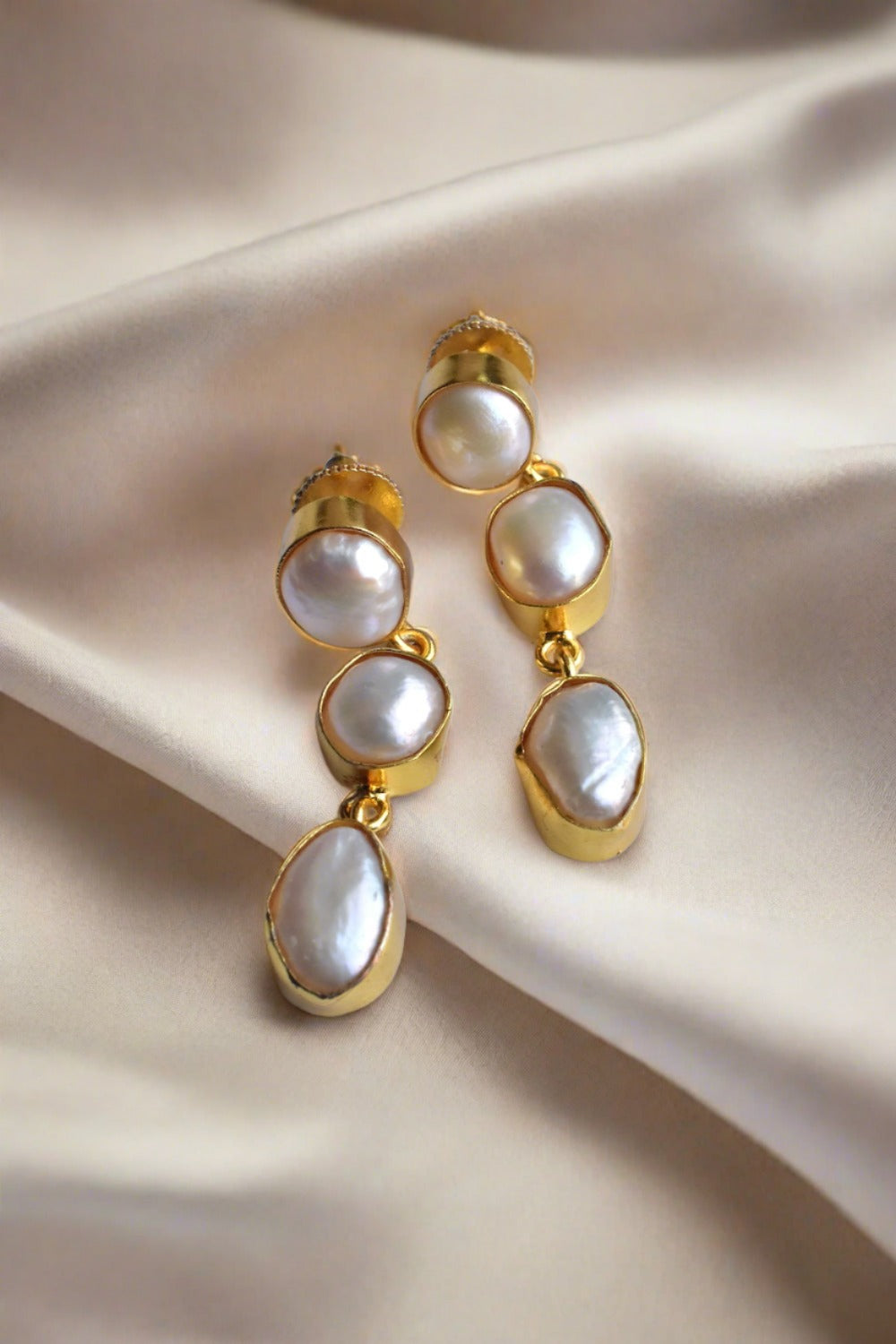 minimal drop earrings