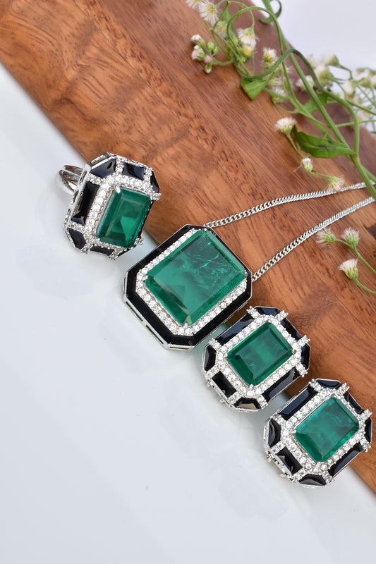 Emerald Doublet with Enamel pendant set