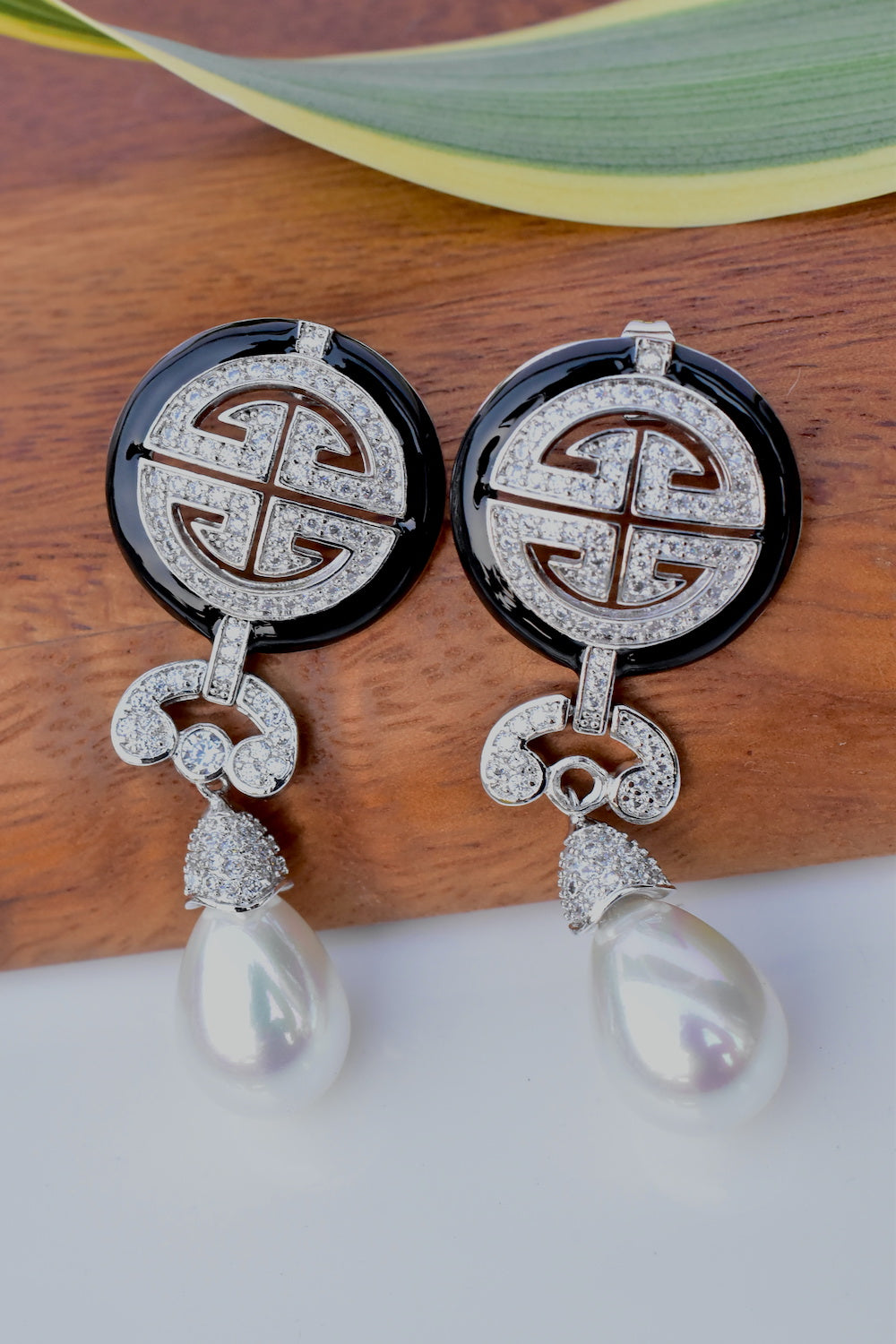 drop earrings