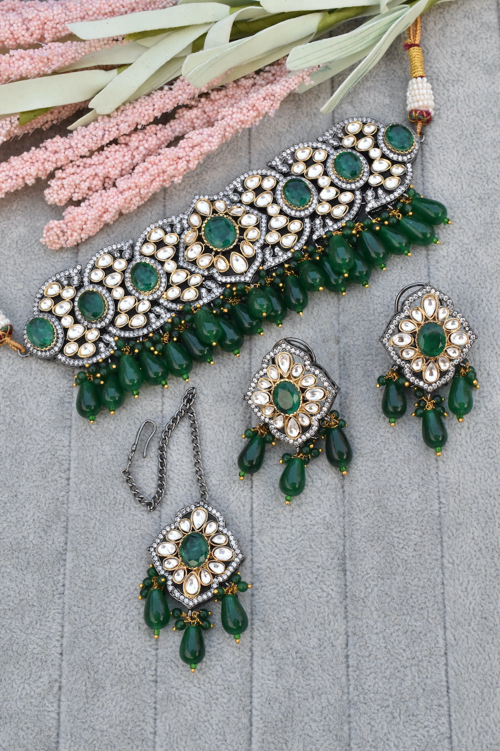 Kundan Choker Necklace Earrings Set kchnes230955