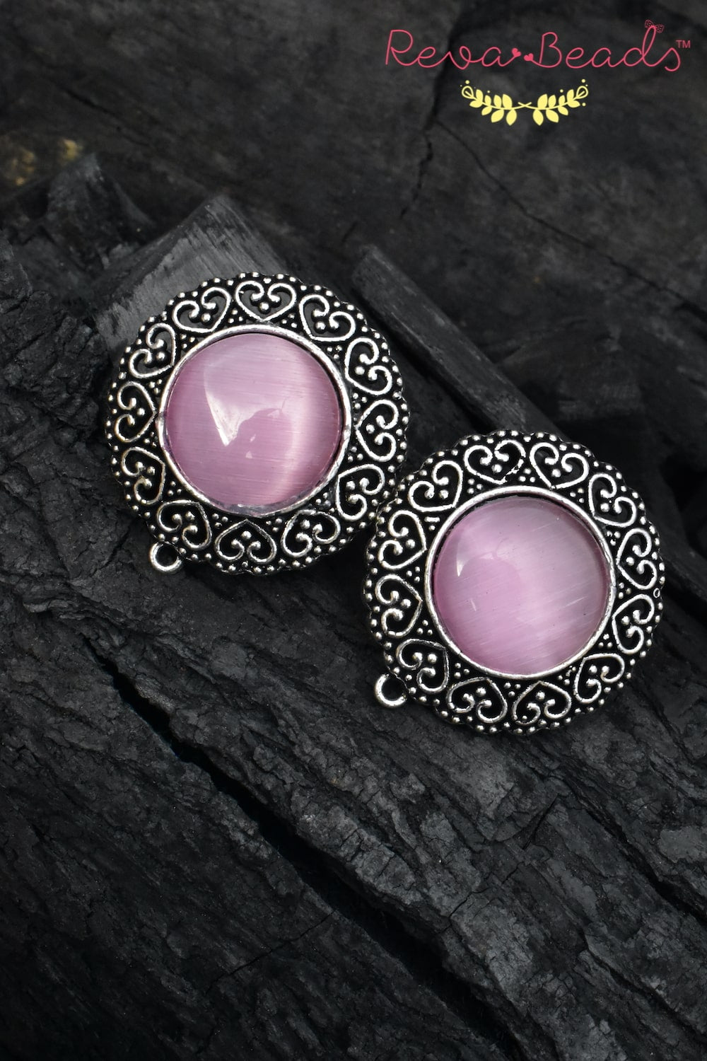 Tribal stud earrings trse230319