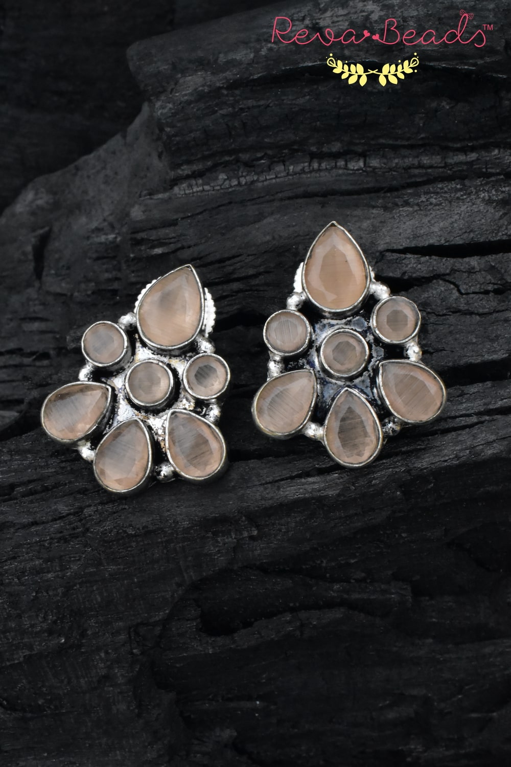 peach earrings
