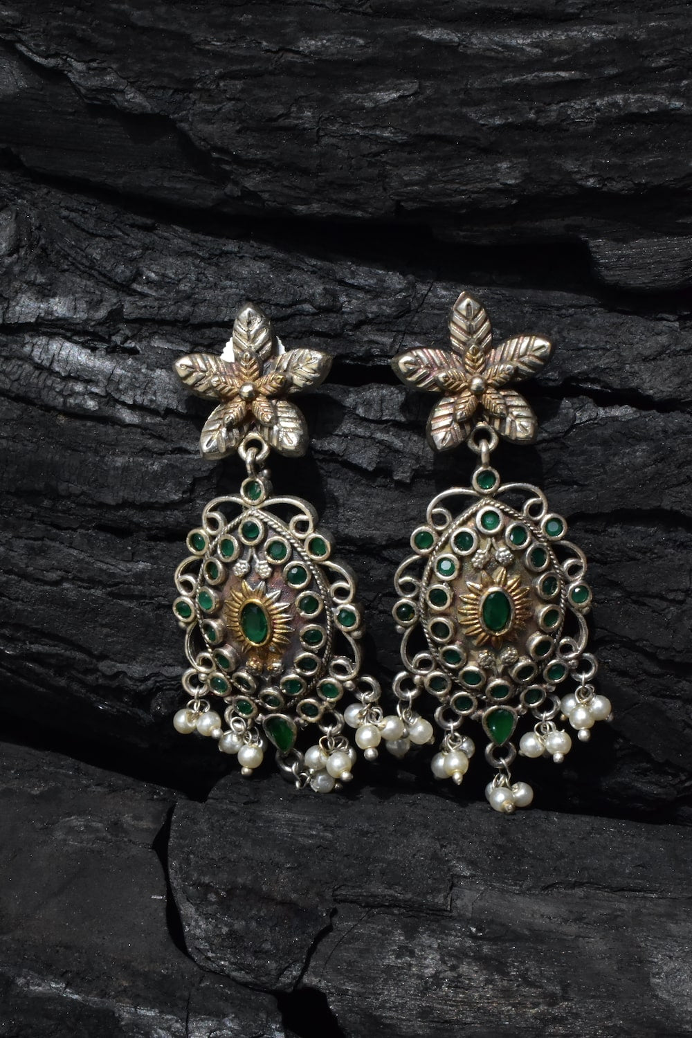 chic earrings