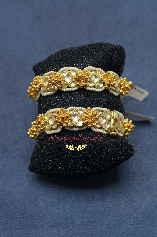 kundan bangles
