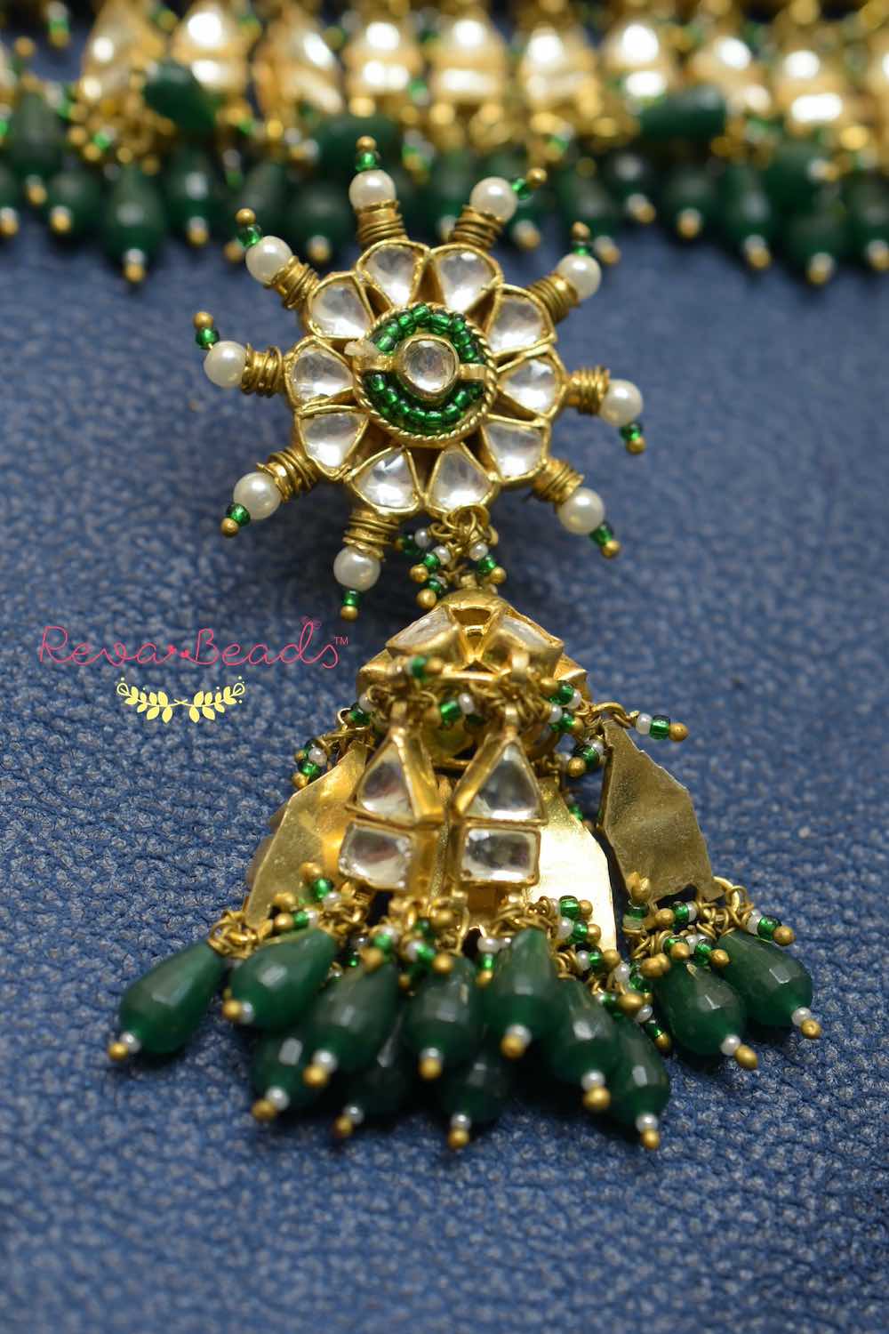 Jadau Kundan Choker Necklace Earrings Set kchnes220008